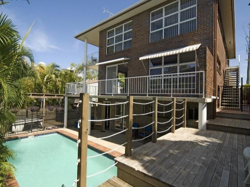 11 Queen Street, Moffat Beach QLD 4551