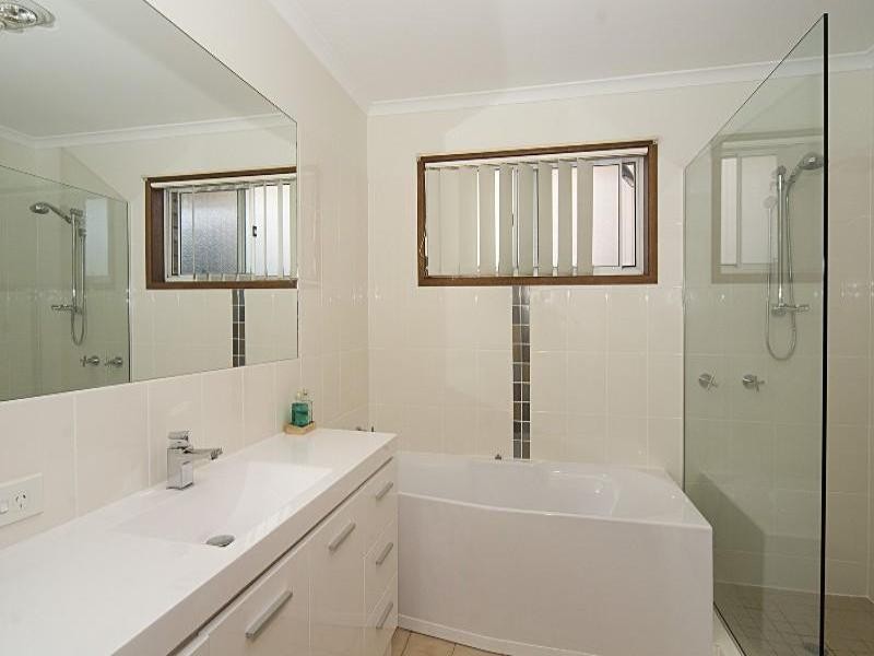 11 Queen Street, Moffat Beach QLD 4551