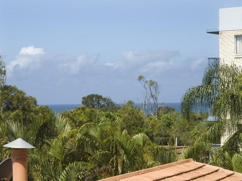 11 Queen Street, Moffat Beach QLD 4551