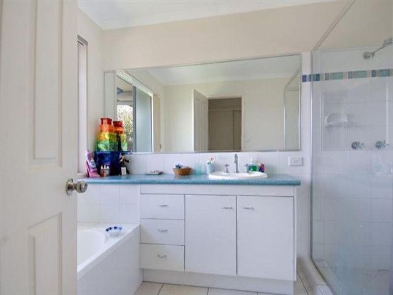 10 Brushwood Street, Currimundi QLD 4551