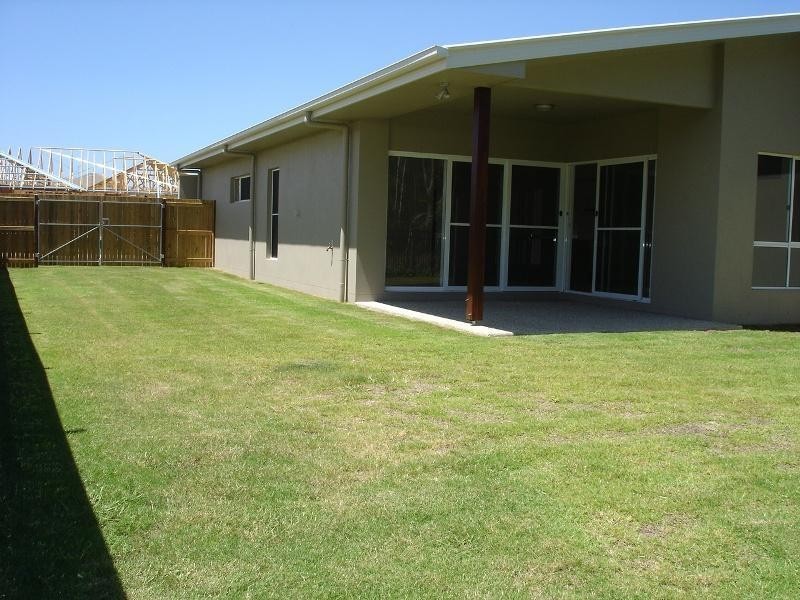 21 Satinash Street, Meridan Plains QLD 4551