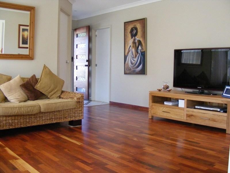 7 St James Court, Little Mountain QLD 4551