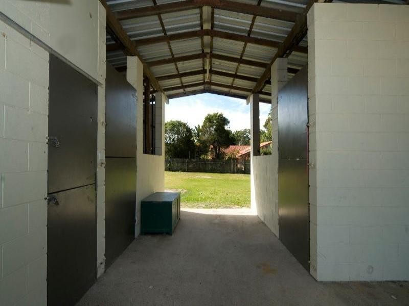 6 Koala Court, Little Mountain QLD 4551