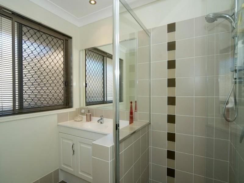 7 Birrobeen Street, Little Mountain QLD 4551