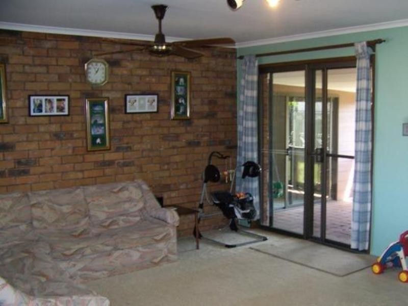 54 Nicklin Way, Parrearra QLD 4575
