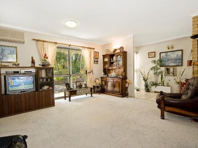 9 Kentucky Court, Little Mountain QLD 4551