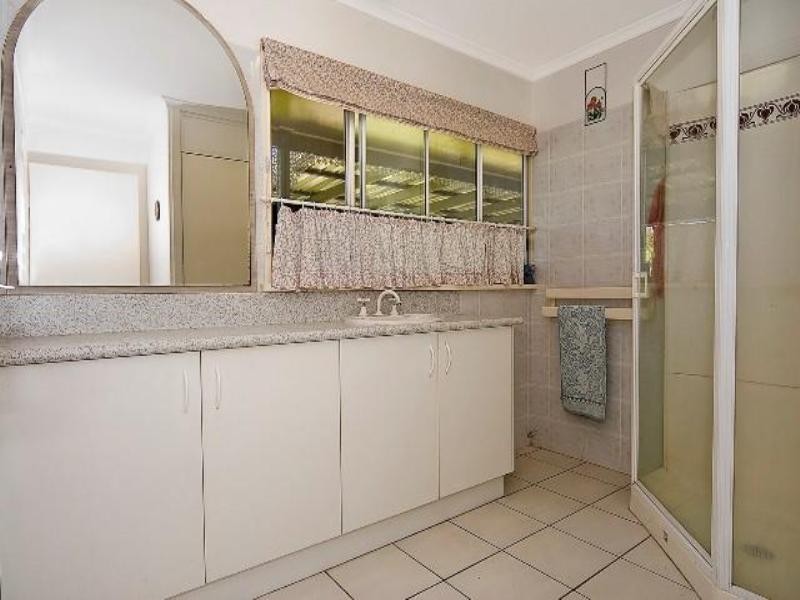 9 Kentucky Court, Little Mountain QLD 4551