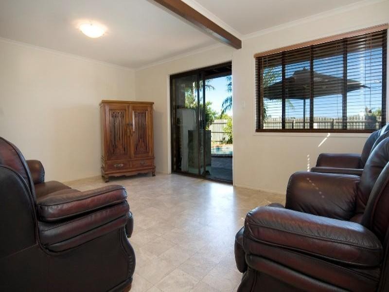 24 Ocean View Avenue, Mooloolaba QLD 4557