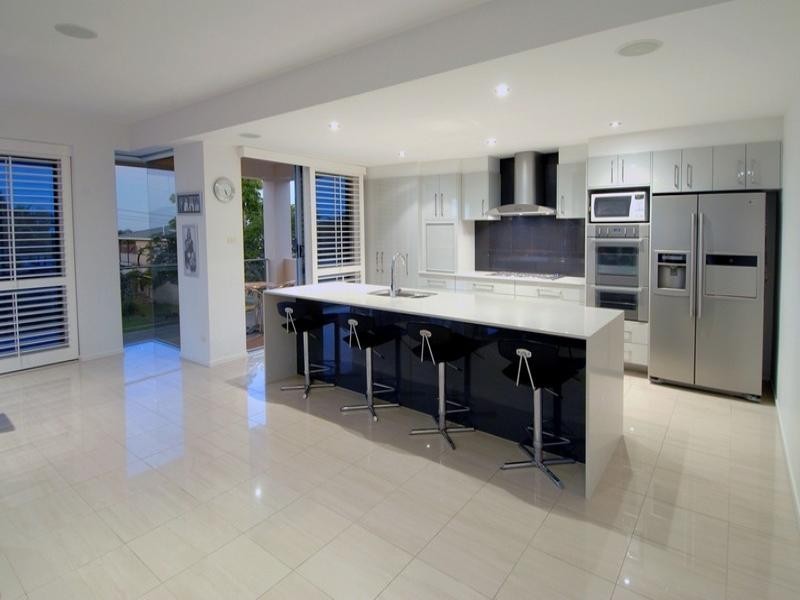 18 Ikara Street, Battery Hill QLD 4551