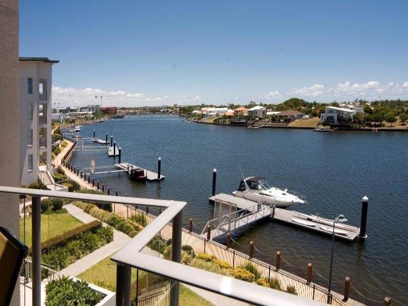 12/7 St Kitts Double Bay, Grand Parade, Parrearra QLD 4575