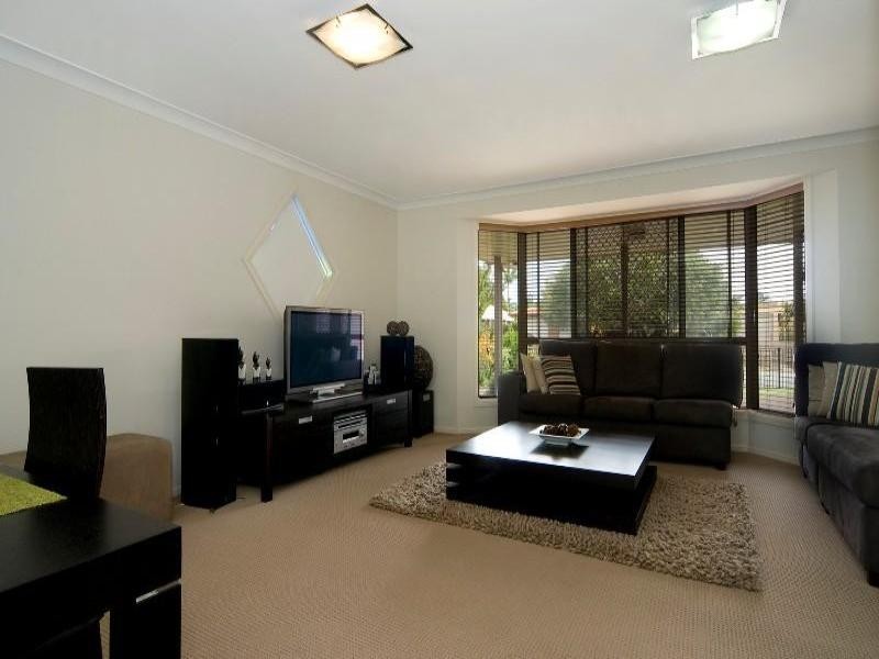 11 Langura Street, Warana QLD 4575