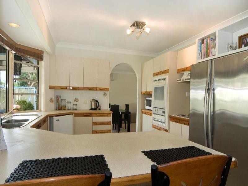 11 Langura Street, Warana QLD 4575