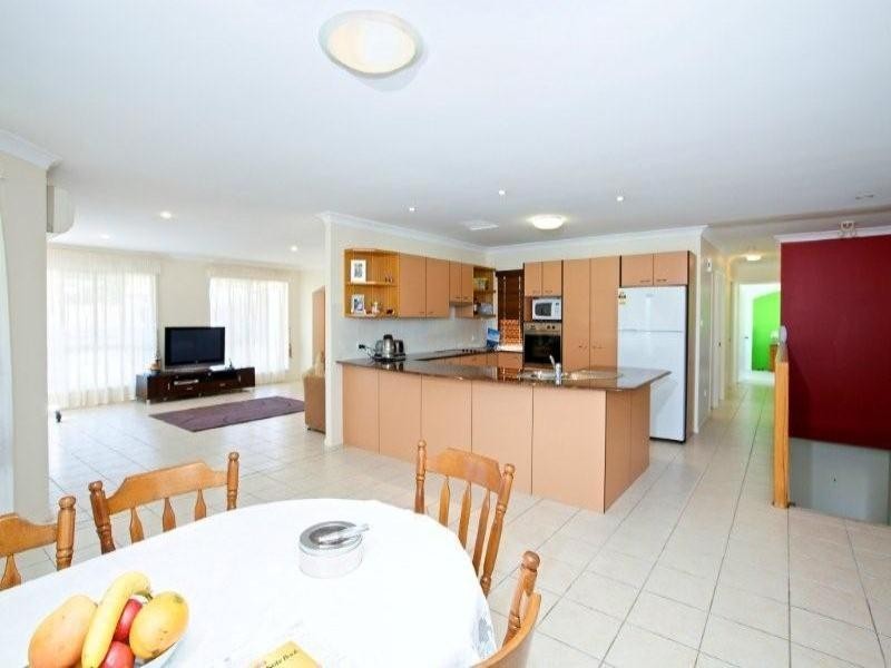 18 Elizabeth Street, Dicky Beach QLD 4551