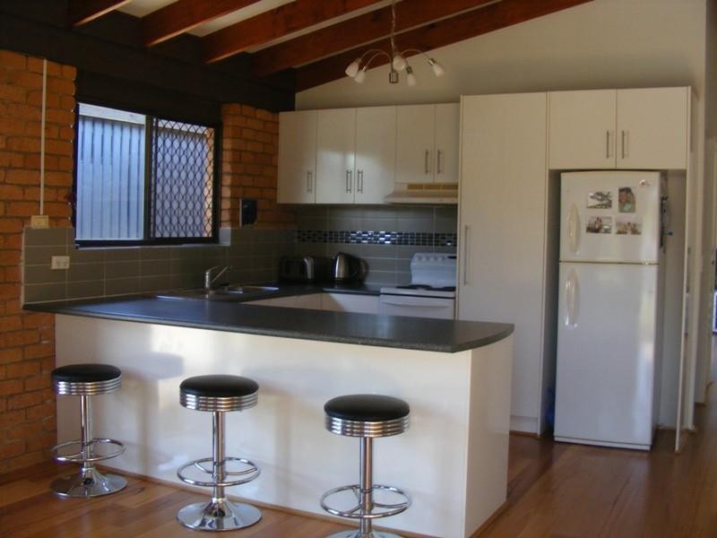 10 Kowandi Street, Wurtulla QLD 4575