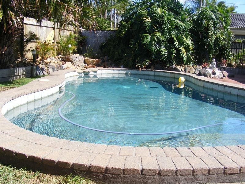 10 Kowandi Street, Wurtulla QLD 4575