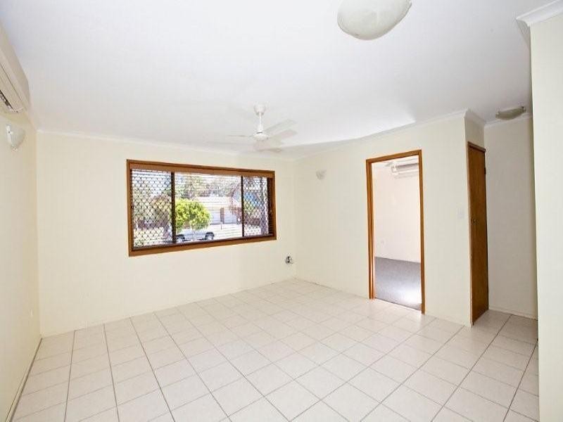1/6 Currawan Street, Warana QLD 4575