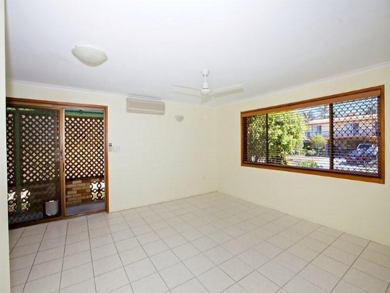 1/6 Currawan Street, Warana QLD 4575