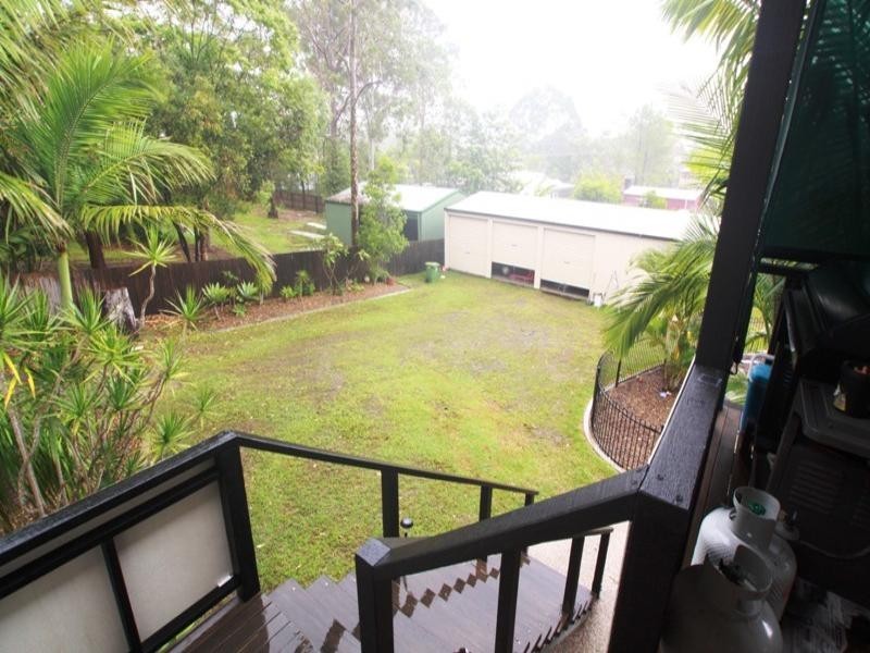 9 Ironbark Road, Little Mountain QLD 4551
