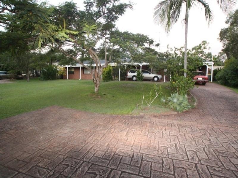 11 Lexington Drive, Little Mountain QLD 4551