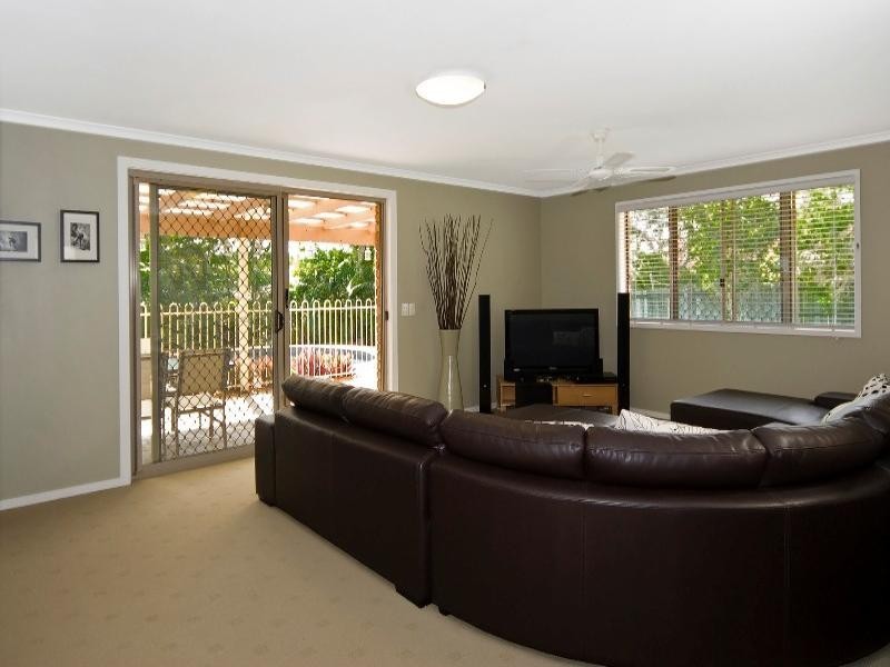 4 Nardu Court, Currimundi QLD 4551