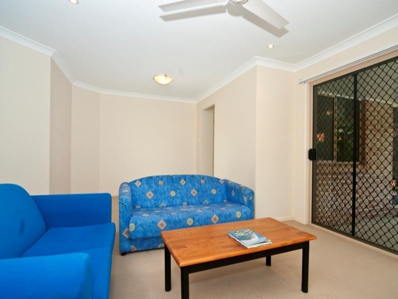 6 Livistona Crescent, Currimundi QLD 4551