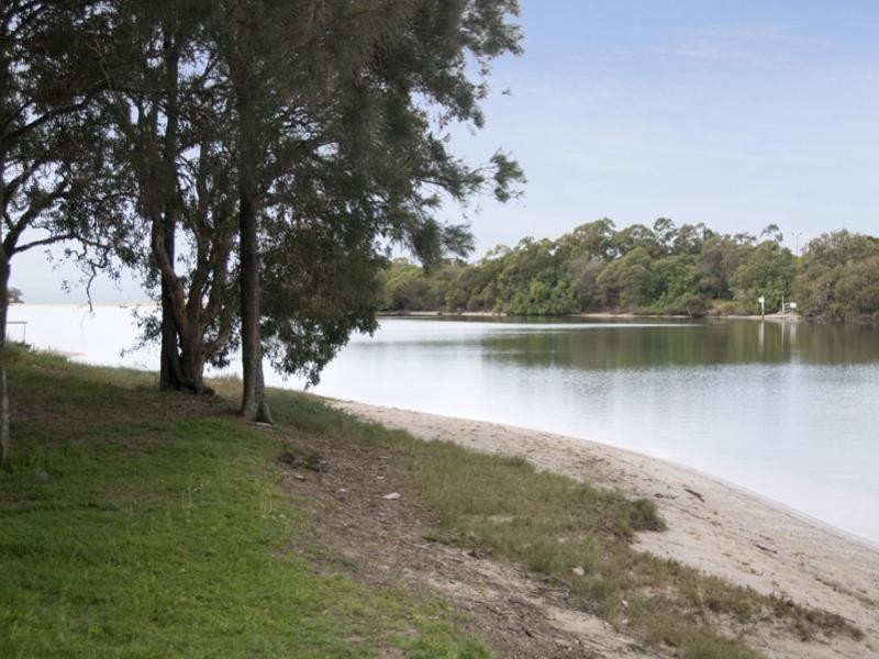 1 Tareel Street, Wurtulla QLD 4575