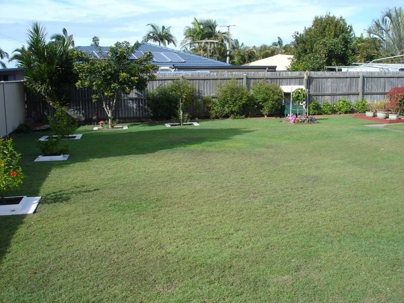 49 Sunbird Chase, Parrearra QLD 4575