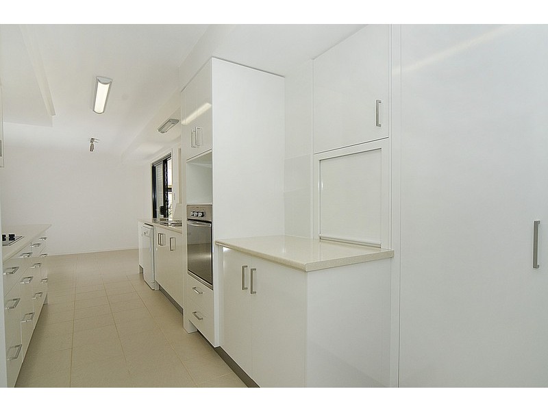 100 Piringa Street, Wurtulla QLD 4575