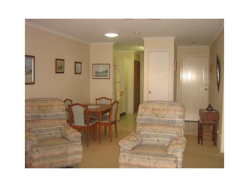 2 Melody Court, Warana QLD 4575