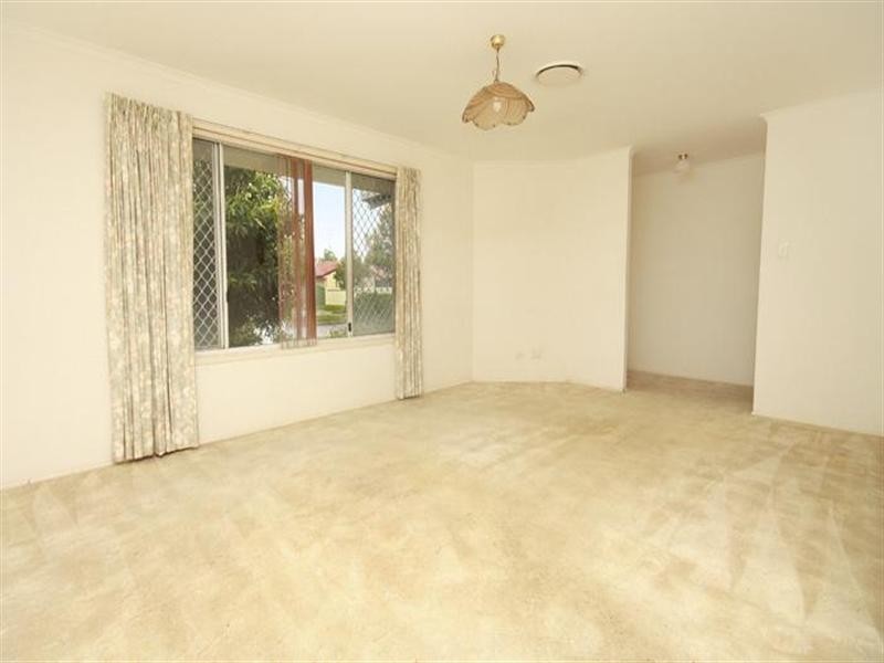 15 Regatta Boulevard, Wurtulla QLD 4575