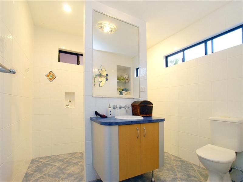 3 Brolga Court, Little Mountain QLD 4551