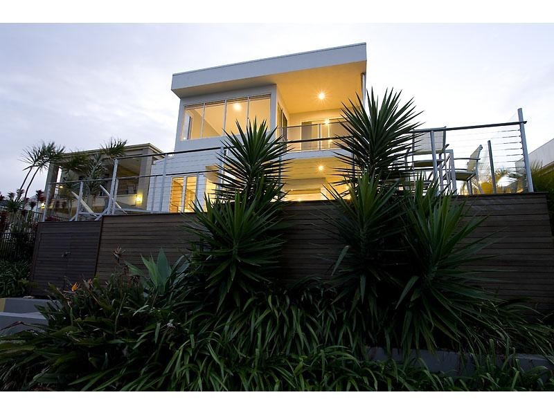 8 Antigua Court, Parrearra QLD 4575