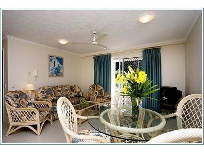 9/16 Djerral Avenue, Burleigh Heads QLD 4220