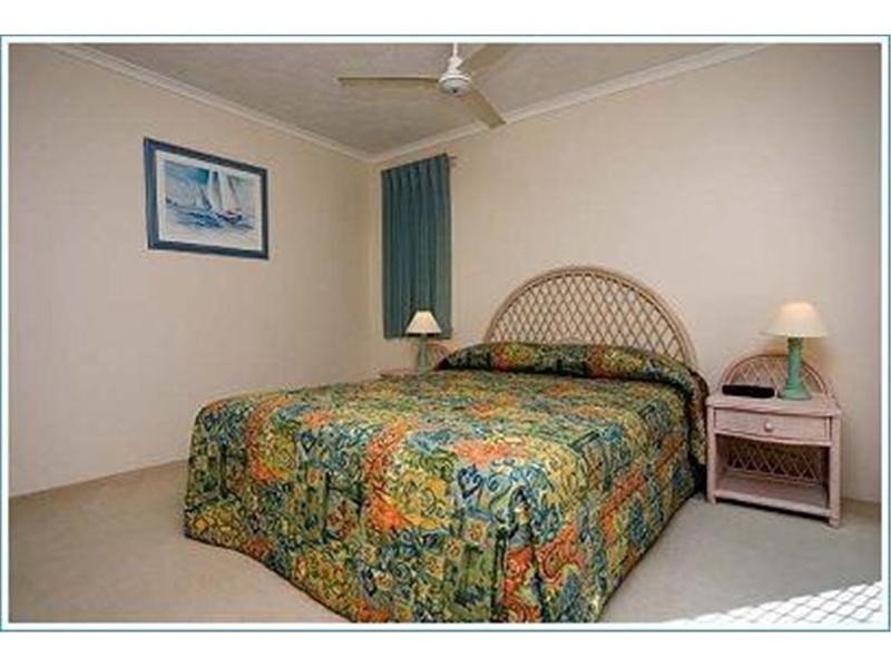 9/16 Djerral Avenue, Burleigh Heads QLD 4220