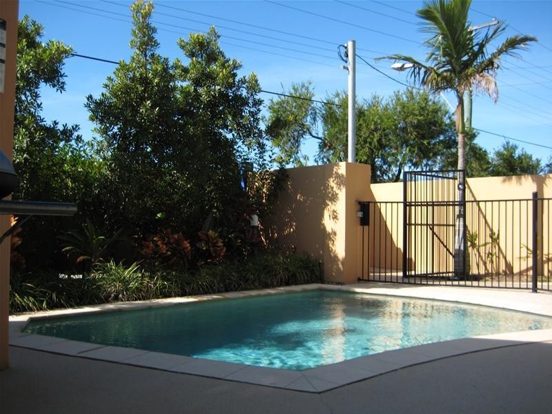 9/2104 Gold Coast Highway, Miami QLD 4220