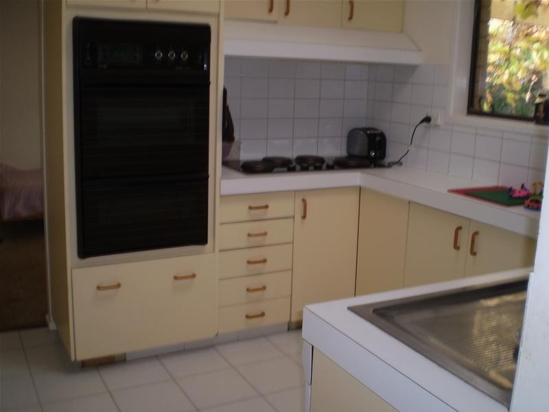 8 Eucalypt Street, Palm Beach QLD 4221