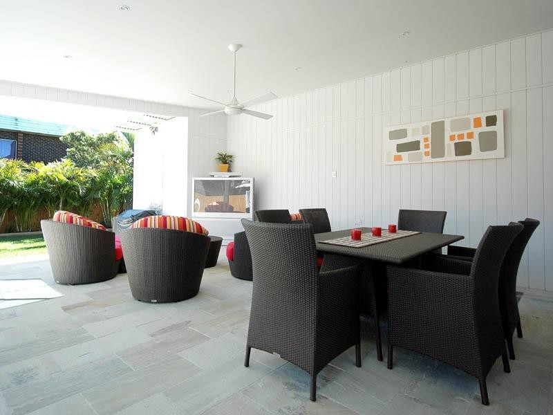 19 Twenty Seventh Avenue, Palm Beach QLD 4221