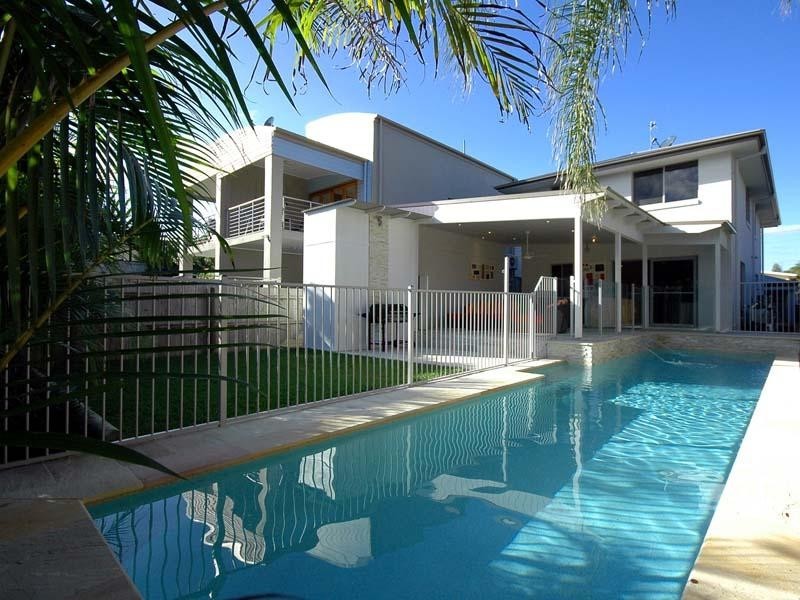 19 Twenty Seventh Avenue, Palm Beach QLD 4221