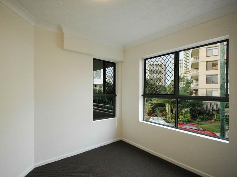 18/43 Cypress Avenue, Surfers Paradise QLD 4217