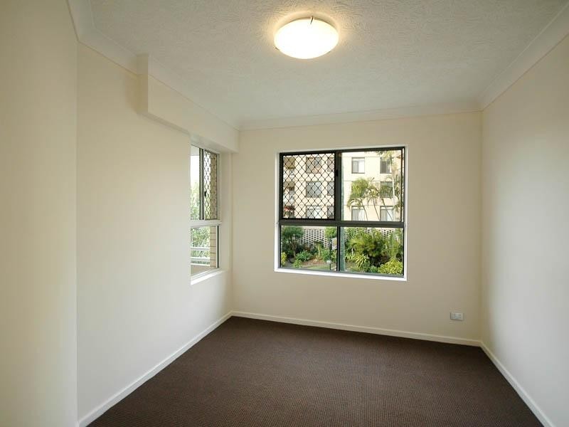 18/43 Cypress Avenue, Surfers Paradise QLD 4217