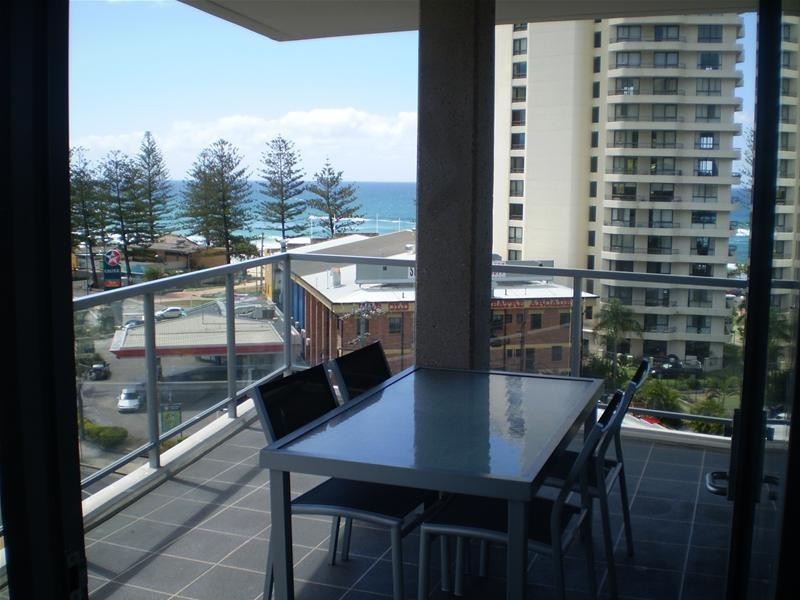 Burleigh Heads QLD 4220