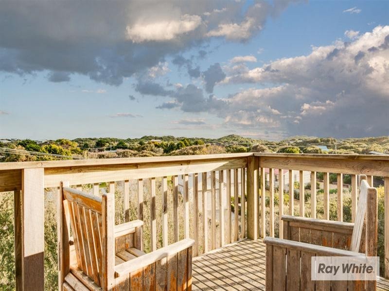 10 Tiberius Road, St Andrews Beach VIC 3941