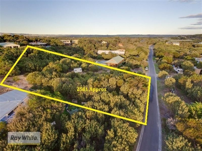 18 Daniella Court, St Andrews Beach VIC 3941