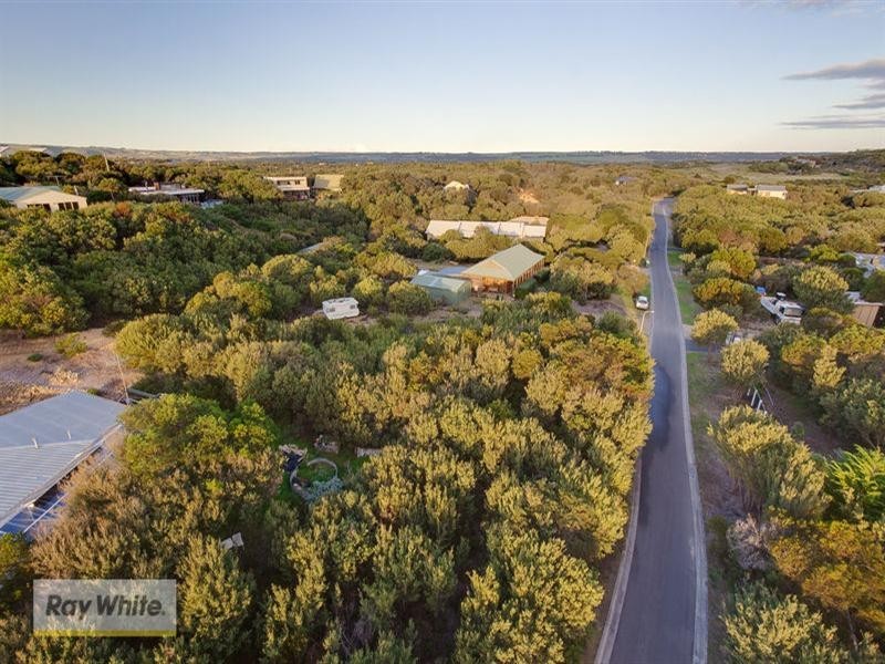 18 Daniella Court, St Andrews Beach VIC 3941