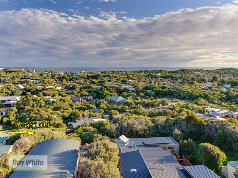 18 Daniella Court, St Andrews Beach VIC 3941