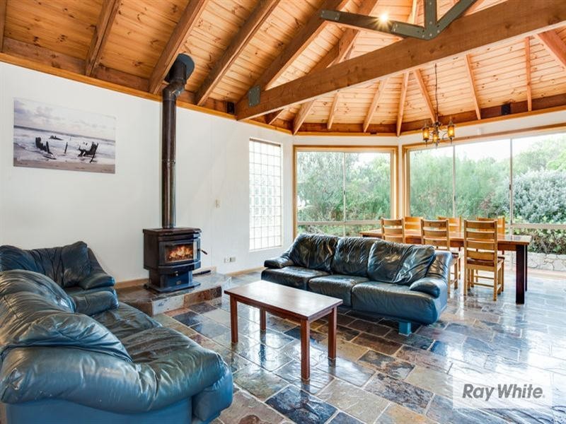 2 Wunda Court, St Andrews Beach VIC 3941