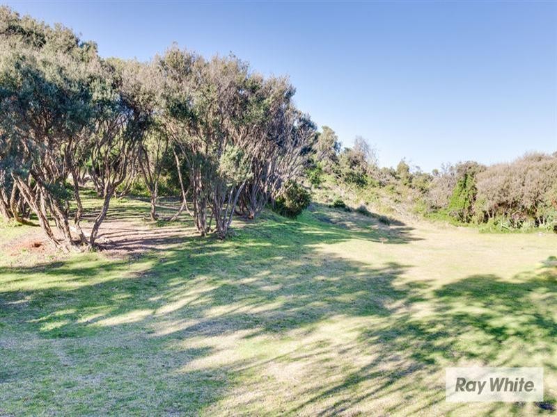 424-426 Sandy Road, St Andrews Beach VIC 3941