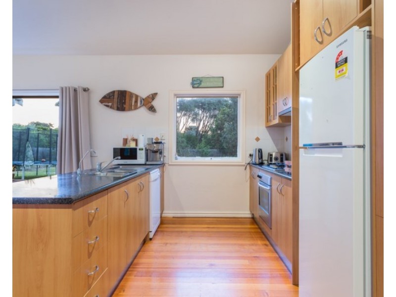 16 Rosina Street, Rye VIC 3941