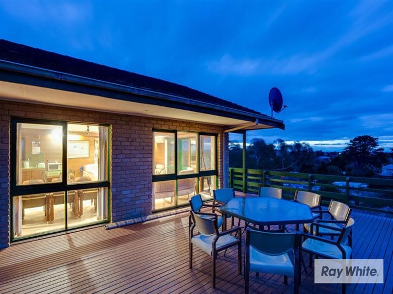 8 Croanna Street, Rye VIC 3941