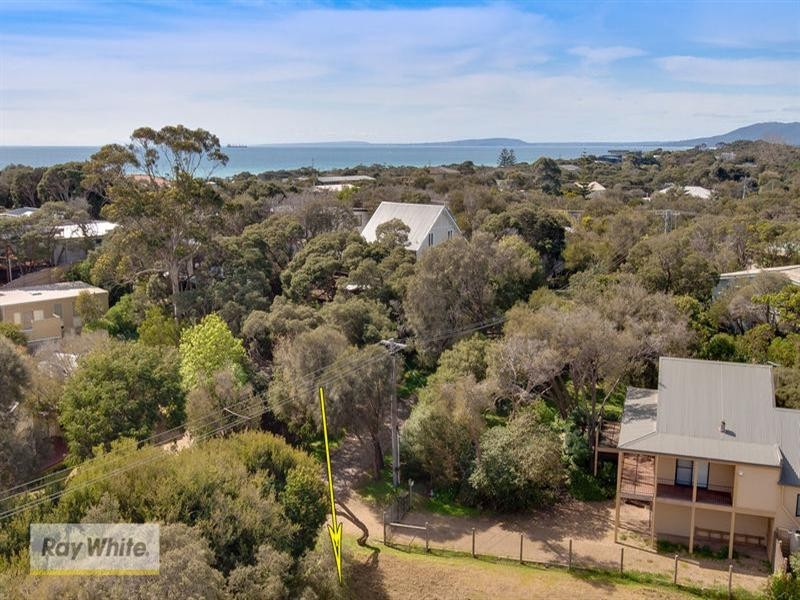 21 Flinders Street, Rye VIC 3941